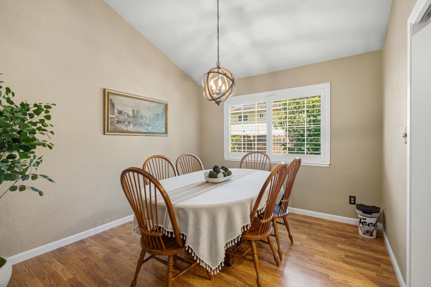 2109 Graywood Ct, Modesto, CA 95355
