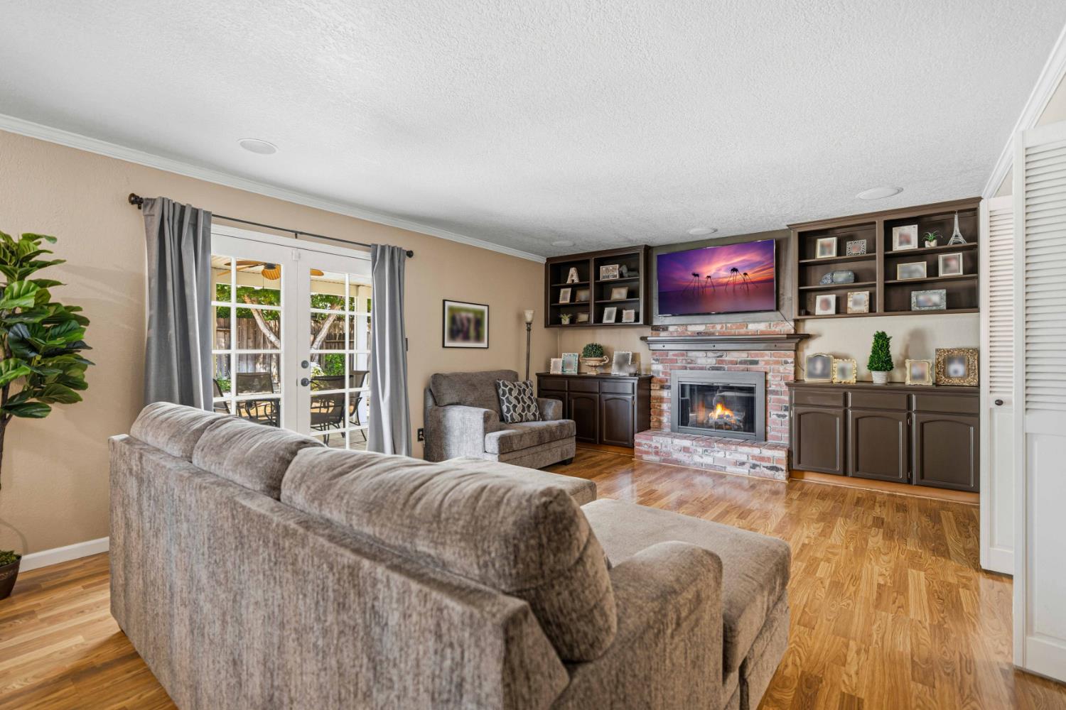 2109 Graywood Ct, Modesto, CA 95355
