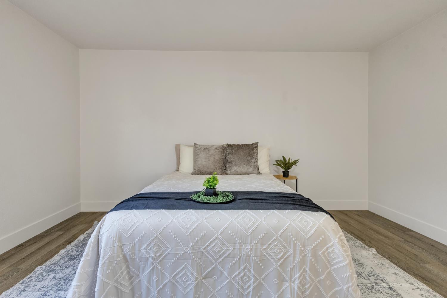 4825 Second St, Modesto, CA 95319