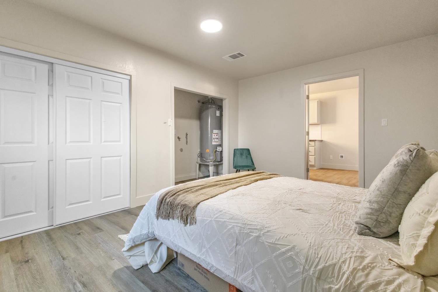 4825 Second St, Modesto, CA 95319