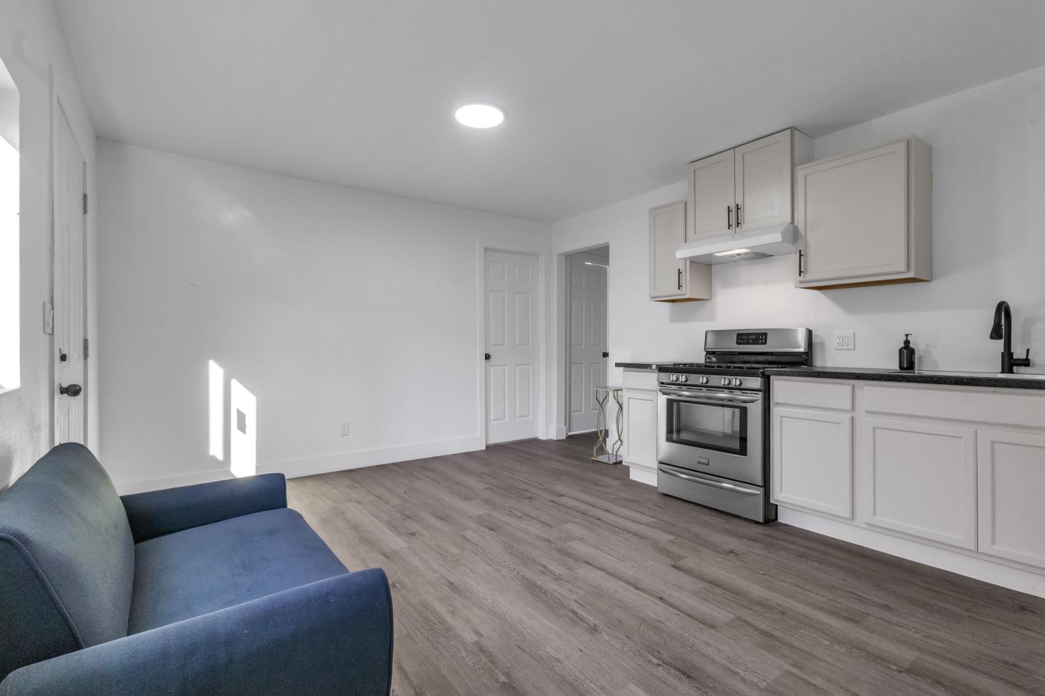 4825 Second St, Modesto, CA 95319