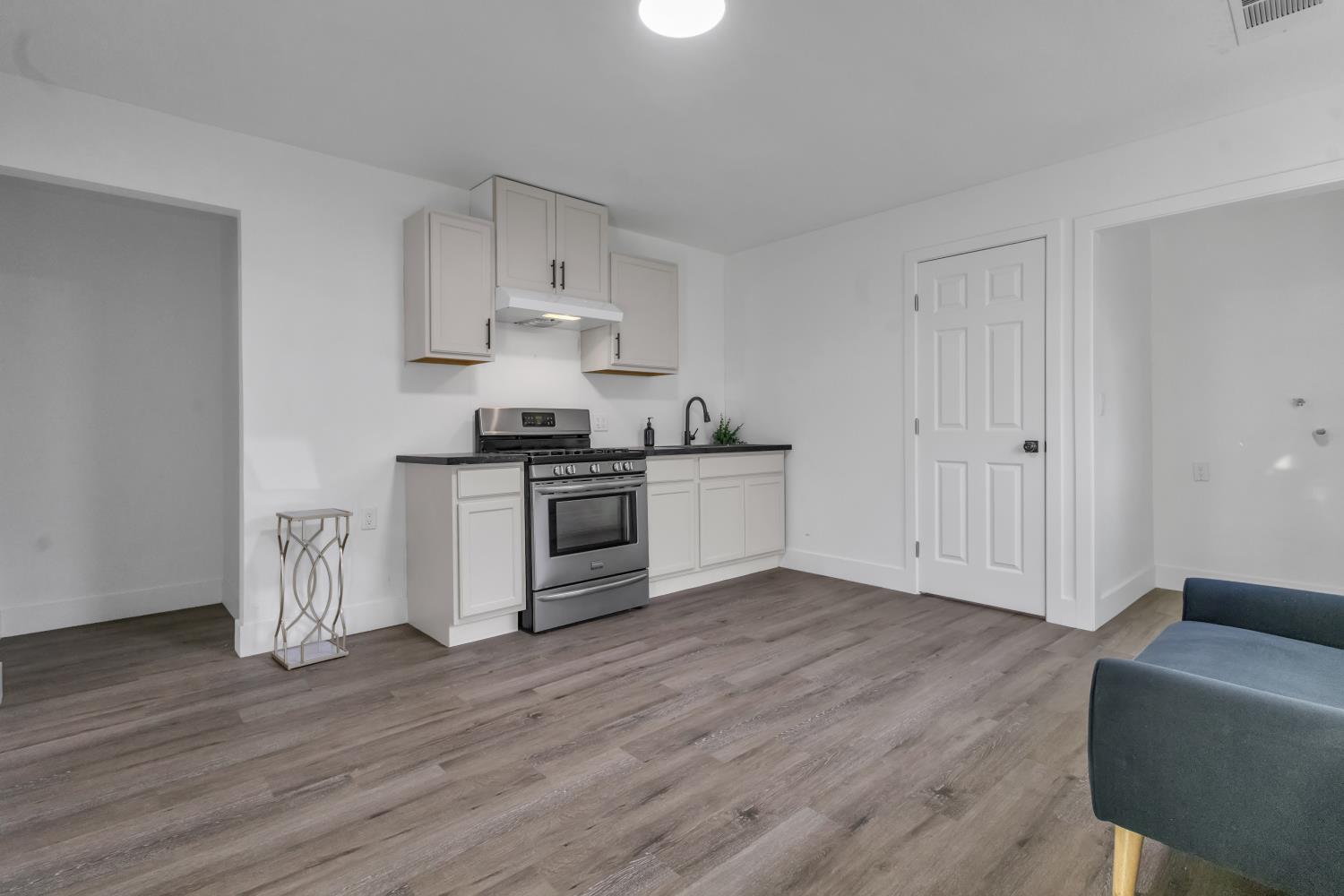 4825 Second St, Modesto, CA 95319