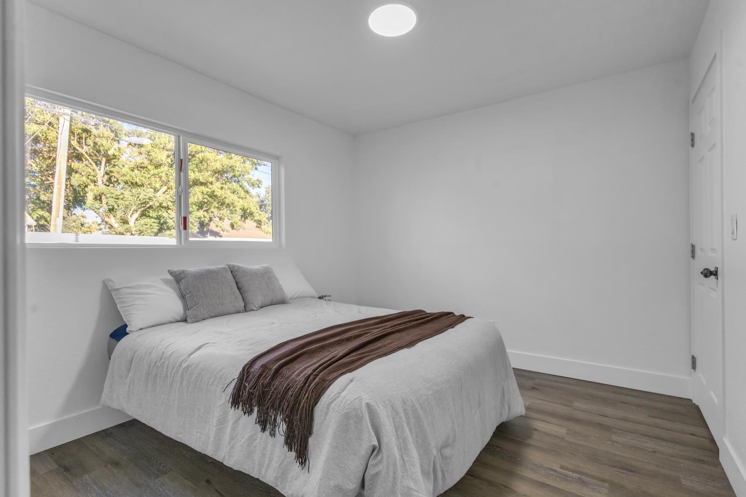 4825 Second St, Modesto, CA 95319