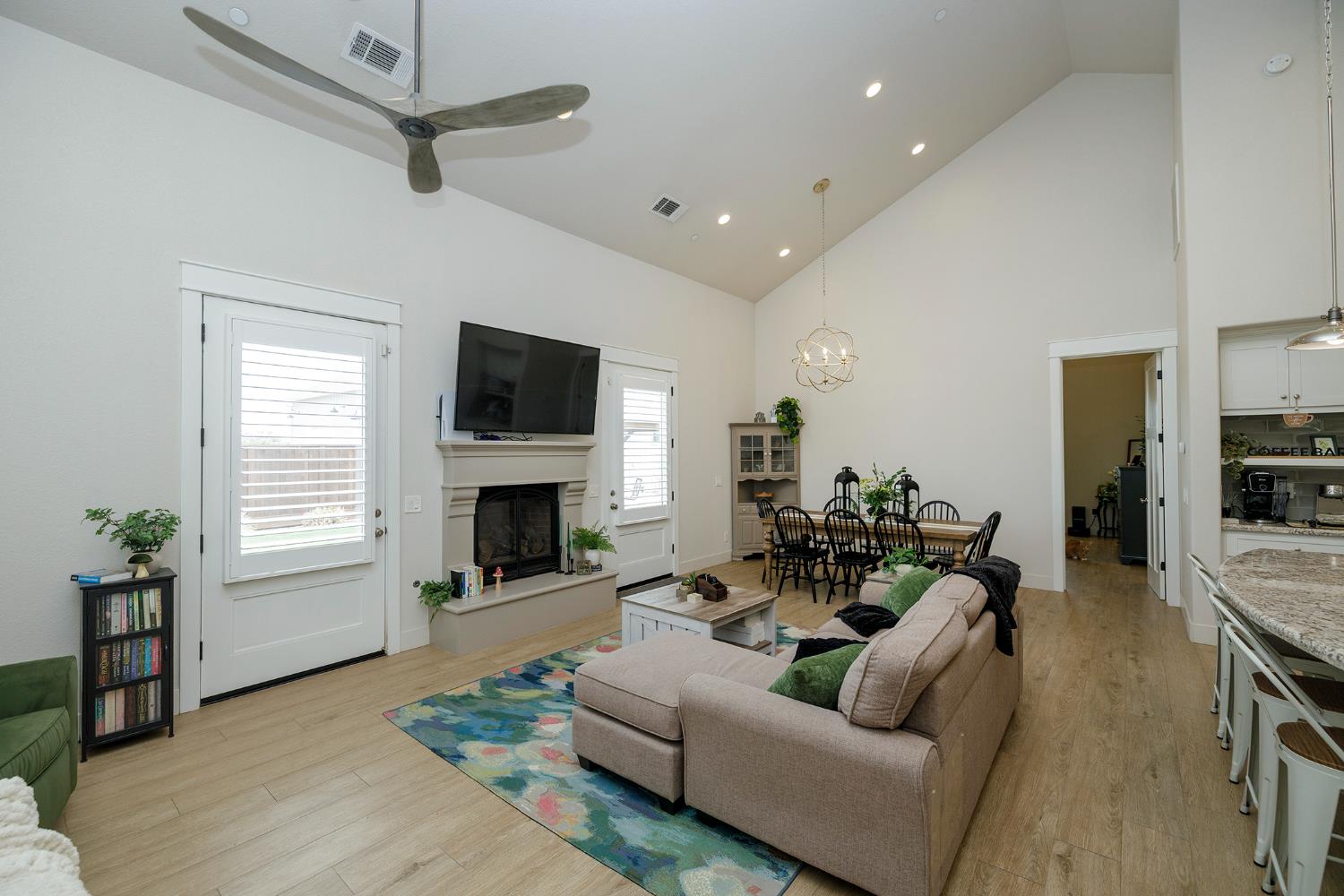 500 S Vincent Rd, Turlock, CA 95380