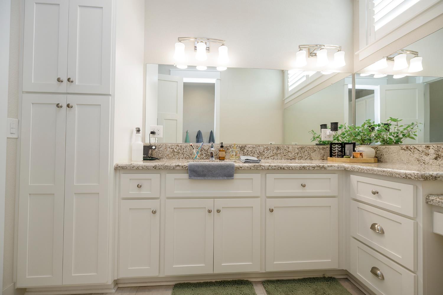 500 S Vincent Rd, Turlock, CA 95380