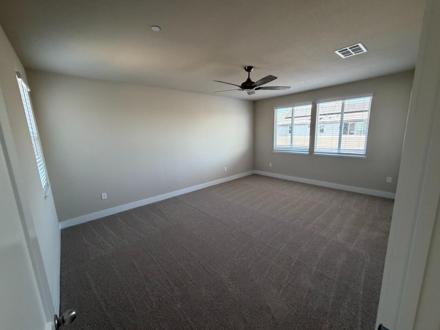 375 S Hot Springs Dr, Manteca, CA 95337