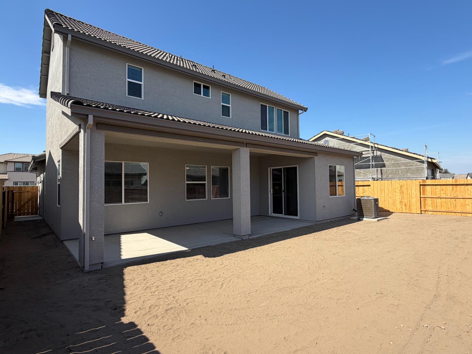 375 S Hot Springs Dr, Manteca, CA 95337