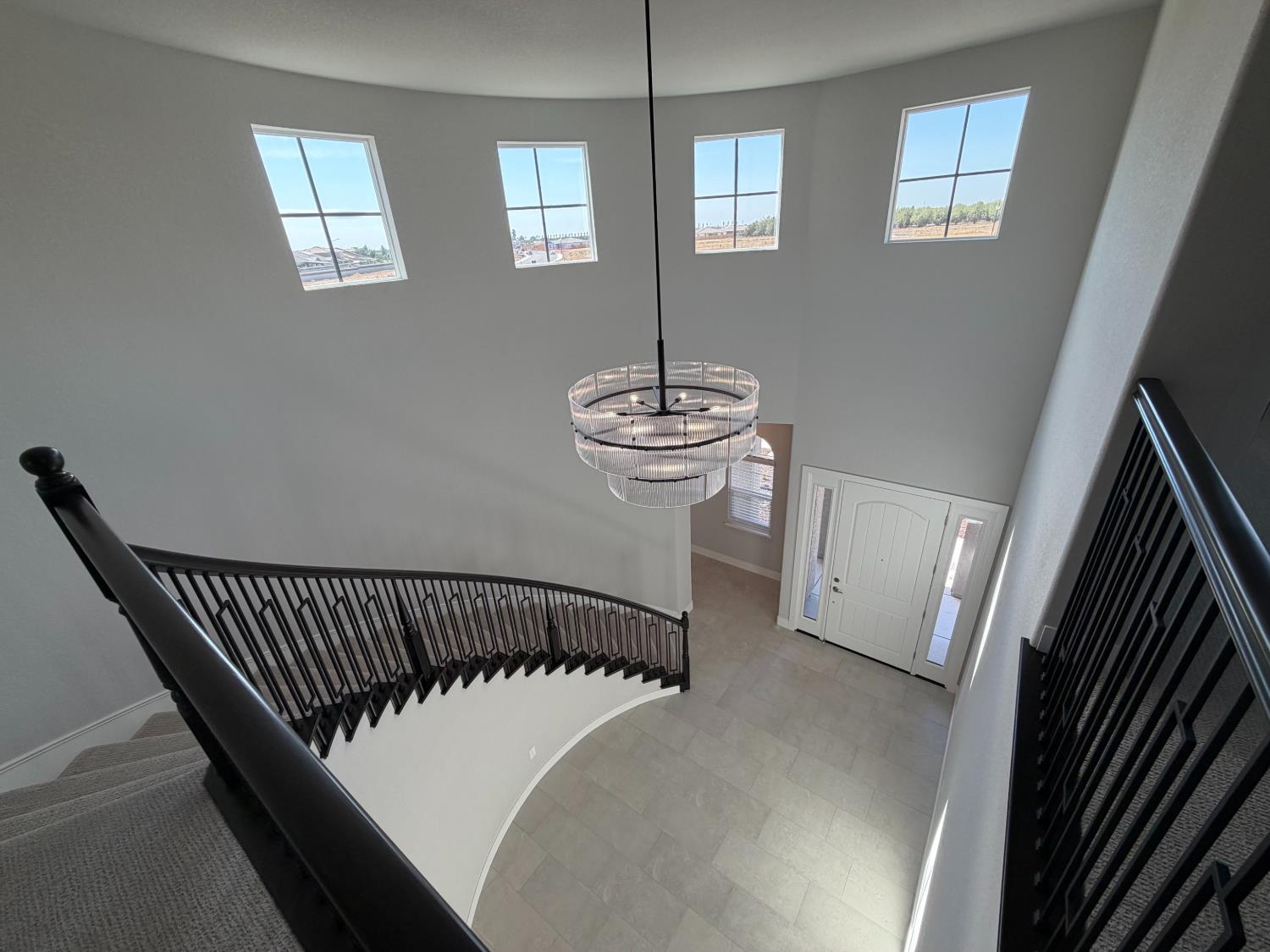 367 Hot Springs Dr, Manteca, CA 95337