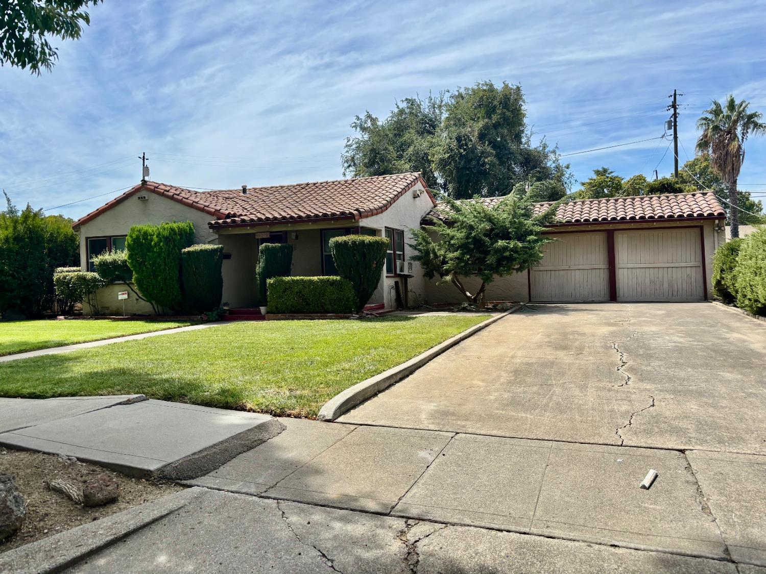 520 N 4th St, Patterson, CA 95363