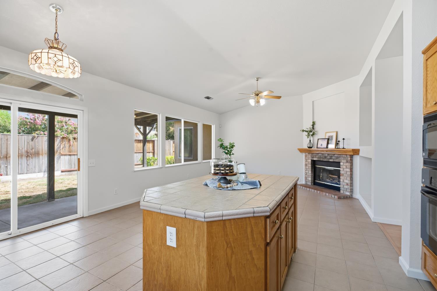 1737 Mable Ave, Modesto, CA 95355