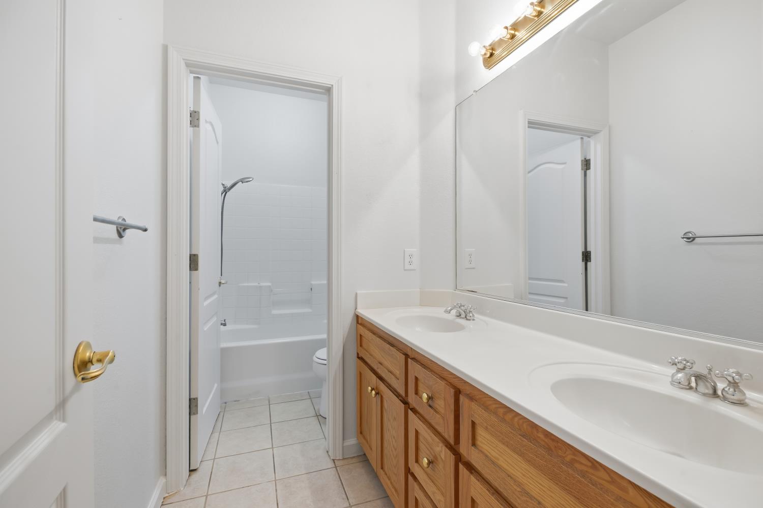 1737 Mable Ave, Modesto, CA 95355