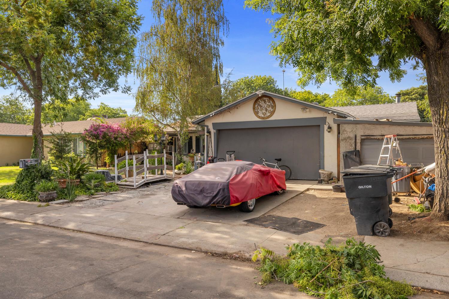 2908 Bateman Ln, Modesto, CA 95354