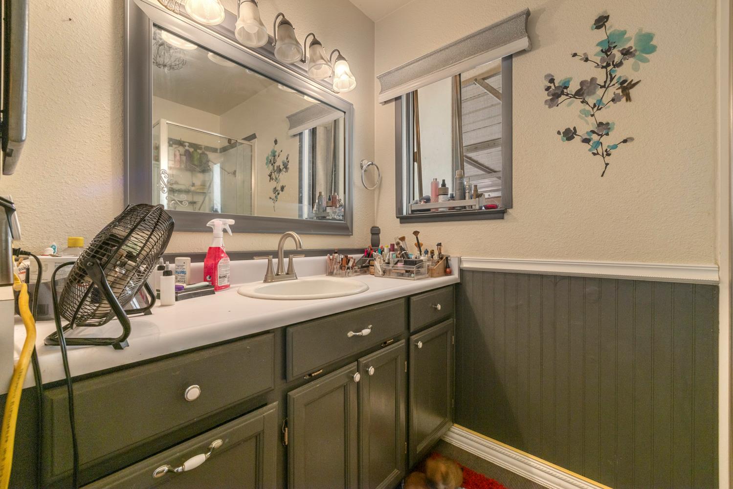 2908 Bateman Ln, Modesto, CA 95354