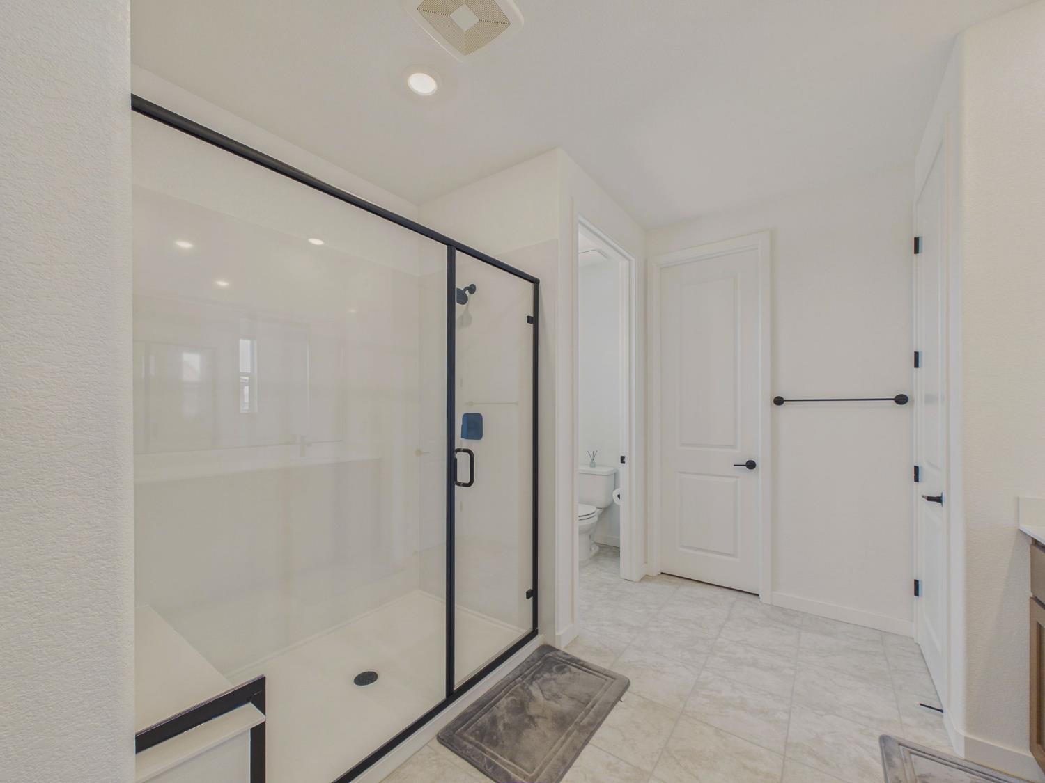 3276 Oak Trail Dr, Manteca, CA 95337