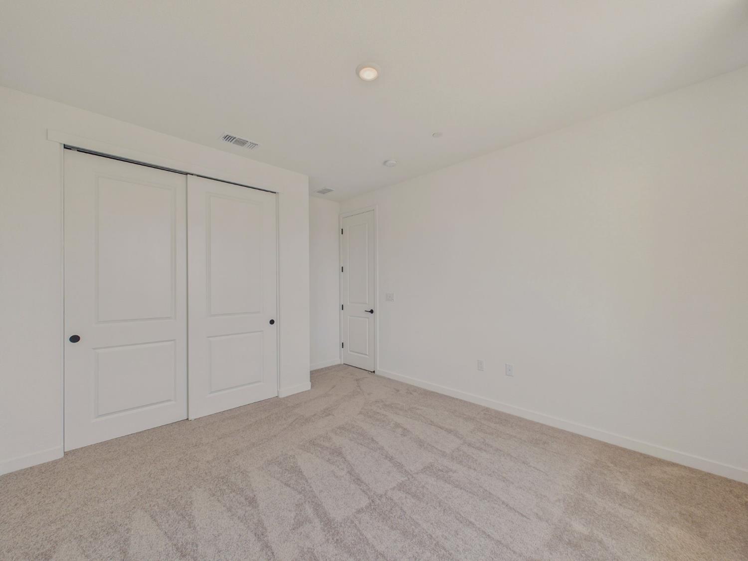 3276 Oak Trail Dr, Manteca, CA 95337