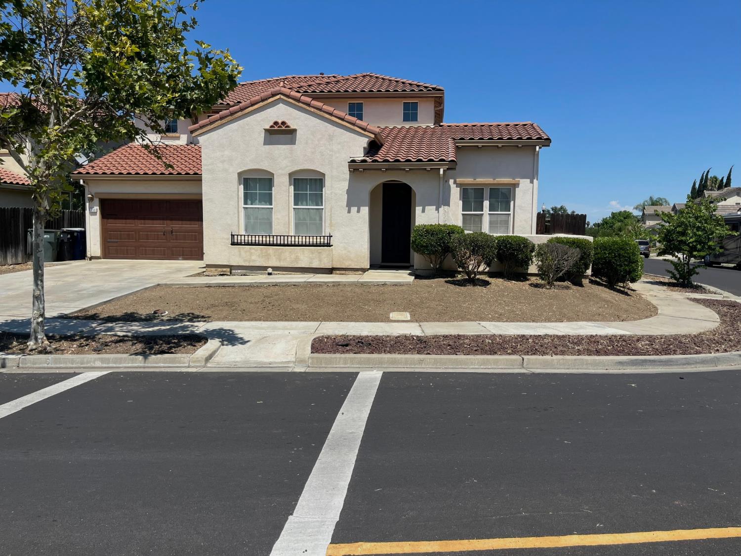 500 Henley, Patterson, CA 95363