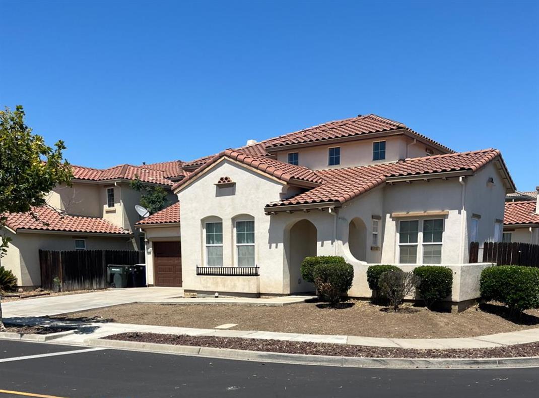 500 Henley, Patterson, CA 95363