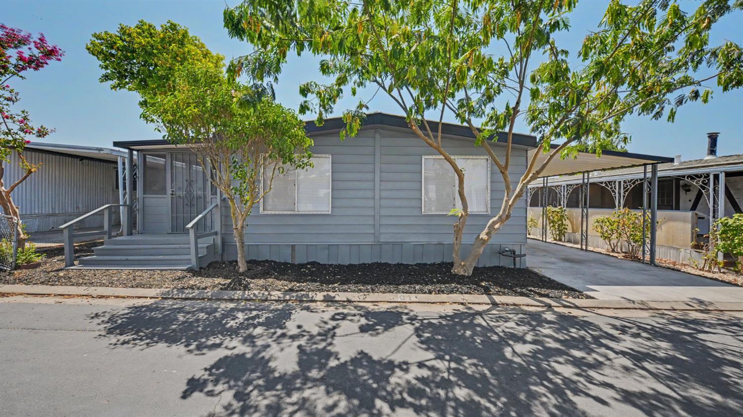 12344 26 Mile Rd. #61, Oakdale, CA 95361
