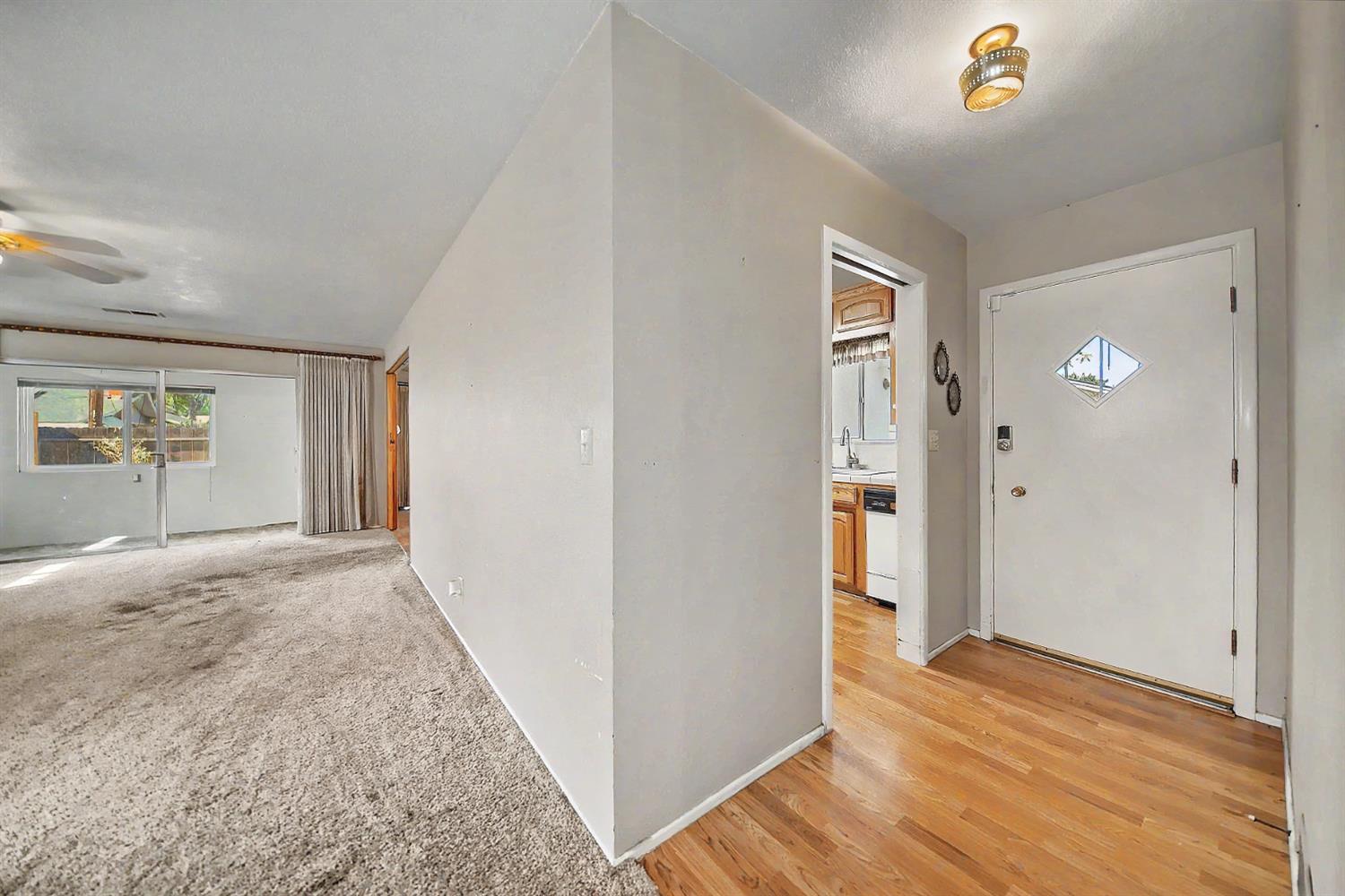 1215 Del Vale Ave, Modesto, CA 95350