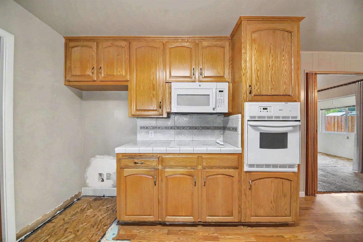 1215 Del Vale Ave, Modesto, CA 95350