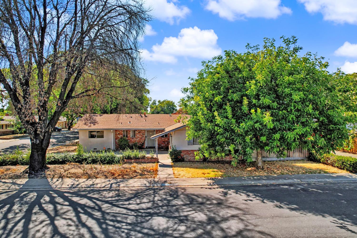 1215 Del Vale Ave, Modesto, CA 95350