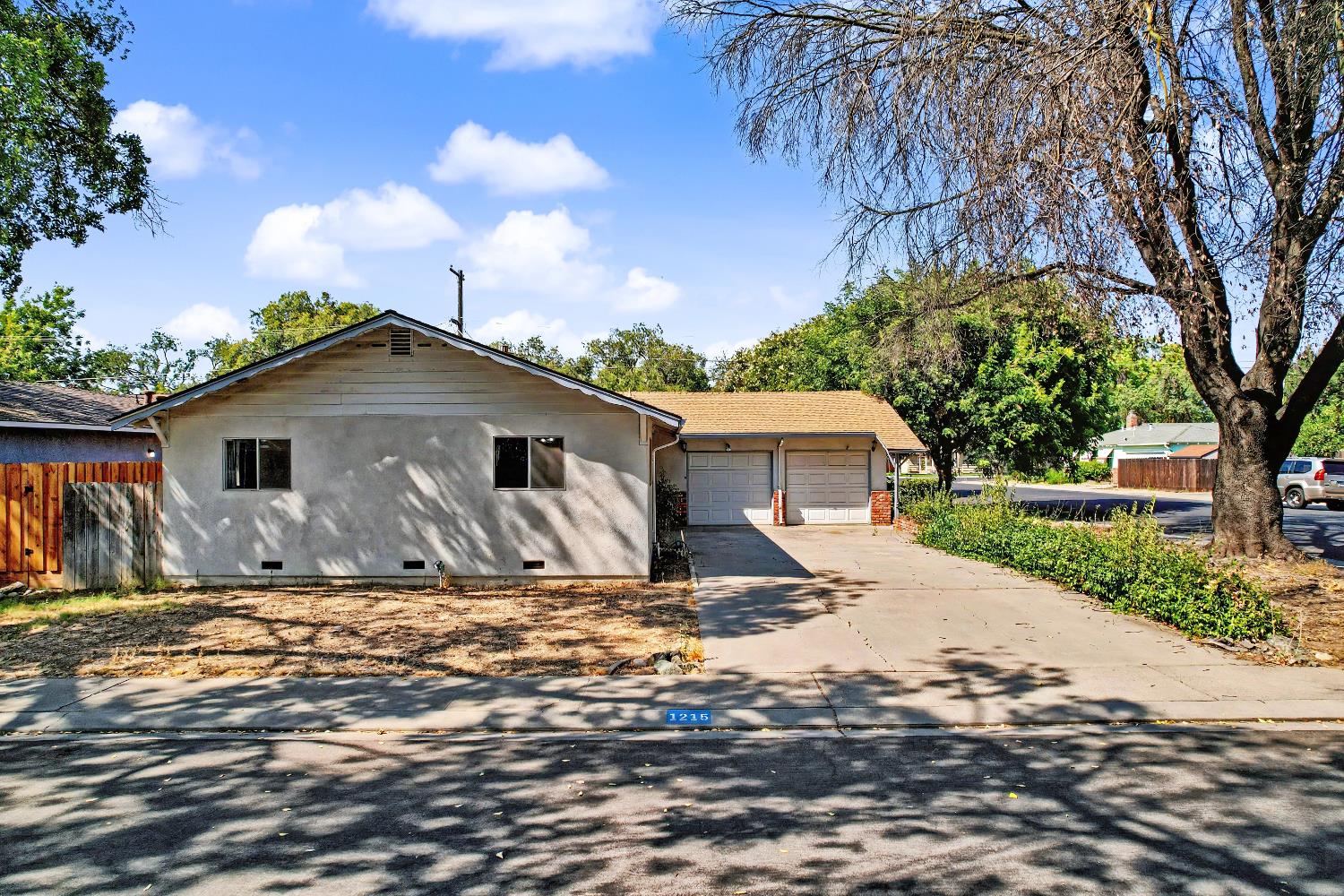 1215 Del Vale Ave, Modesto, CA 95350