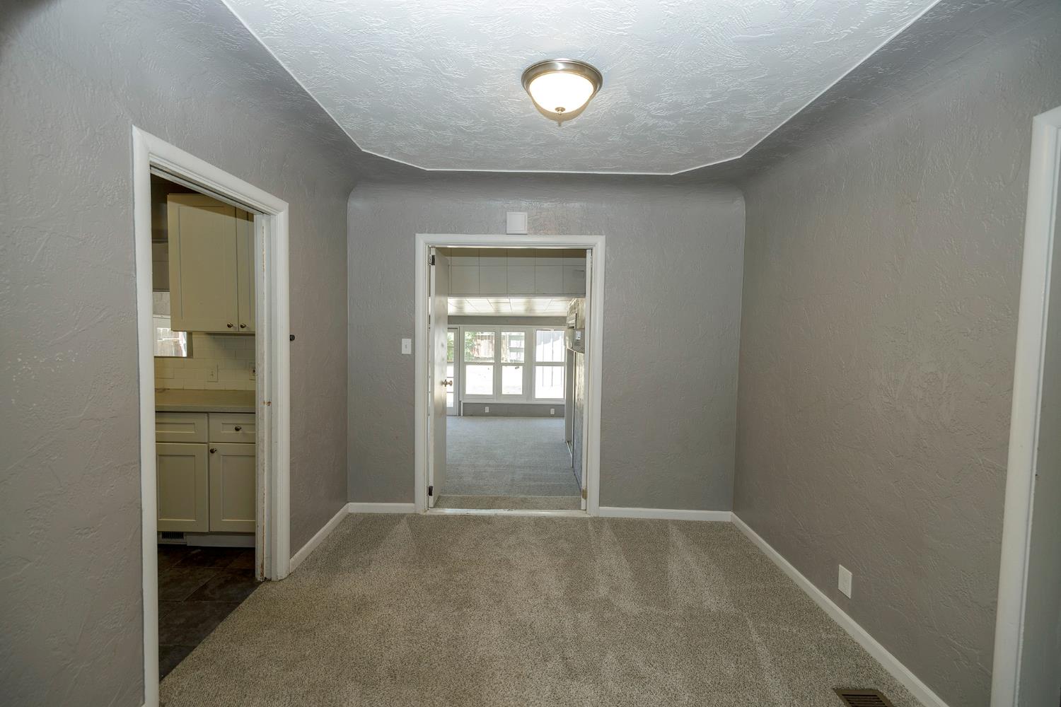 325 Oakshire Ave, Modesto, CA 95354