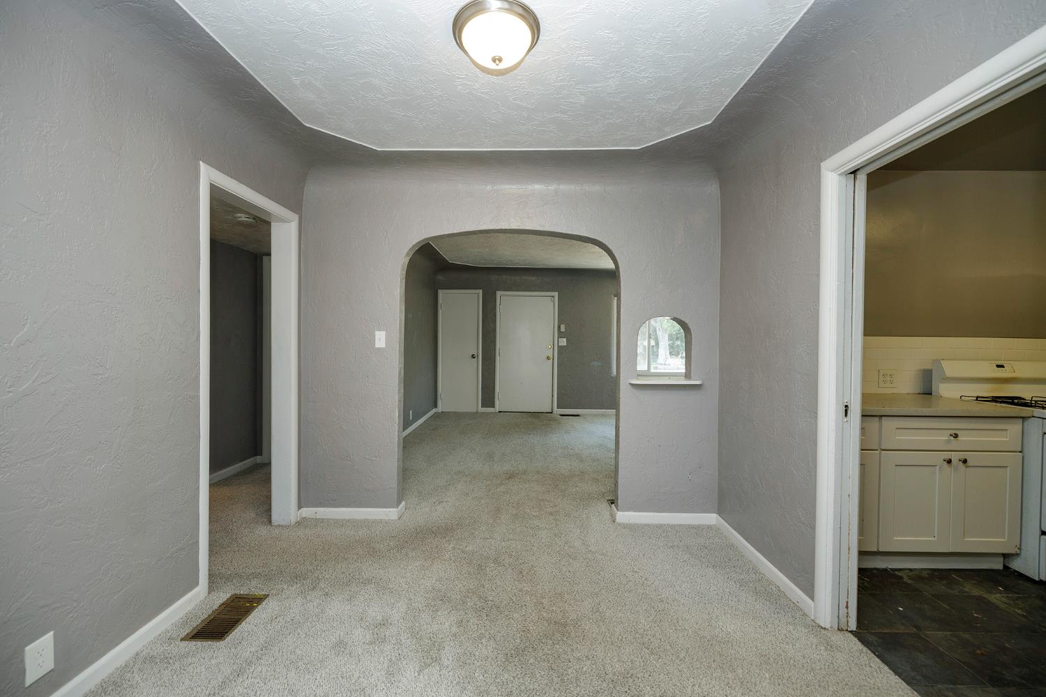 325 Oakshire Ave, Modesto, CA 95354