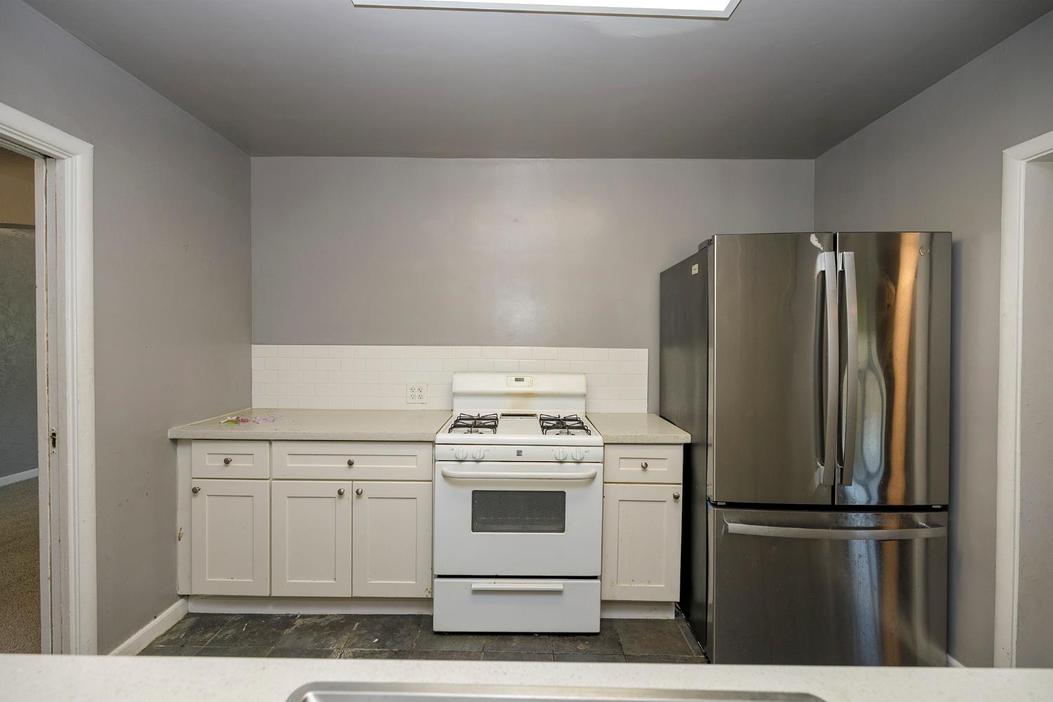 325 Oakshire Ave, Modesto, CA 95354
