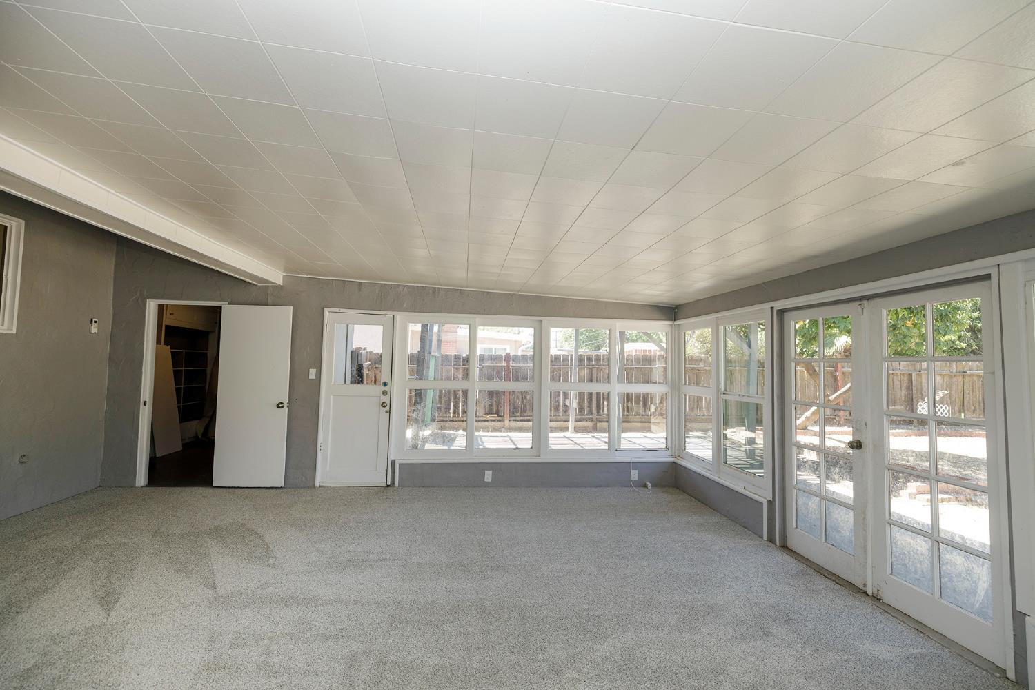 325 Oakshire Ave, Modesto, CA 95354