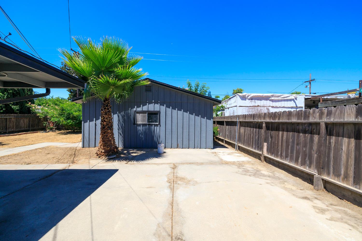 325 Oakshire Ave, Modesto, CA 95354