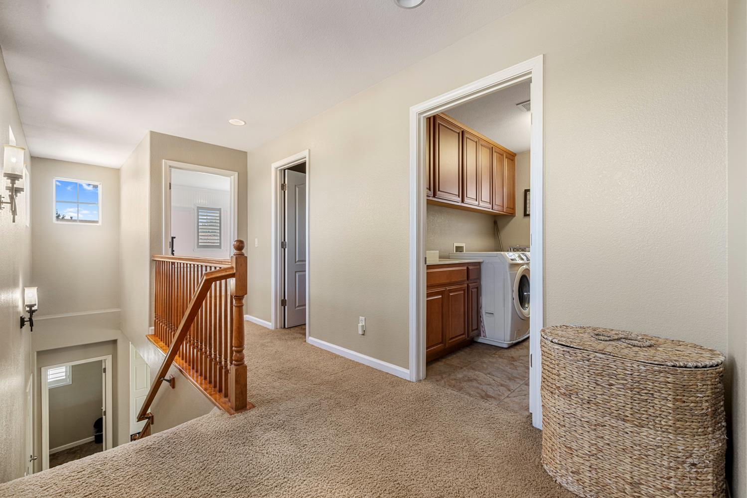 5323 St Elmo Ct, Riverbank, CA 95367