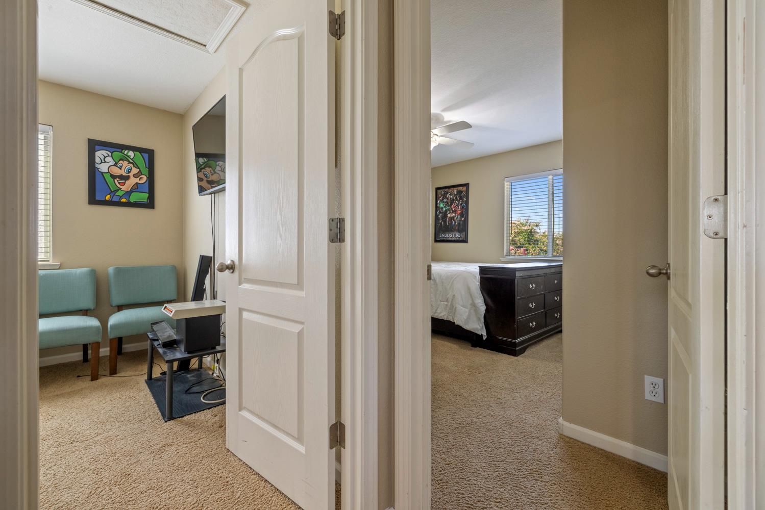 5323 St Elmo Ct, Riverbank, CA 95367