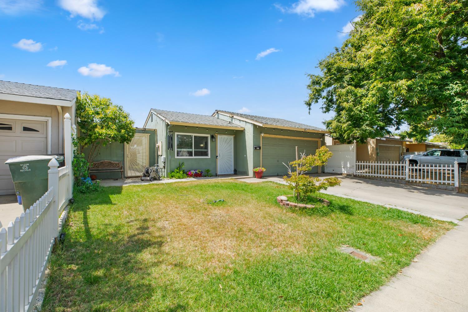 2821 Boardwalk, Modesto, CA 95350