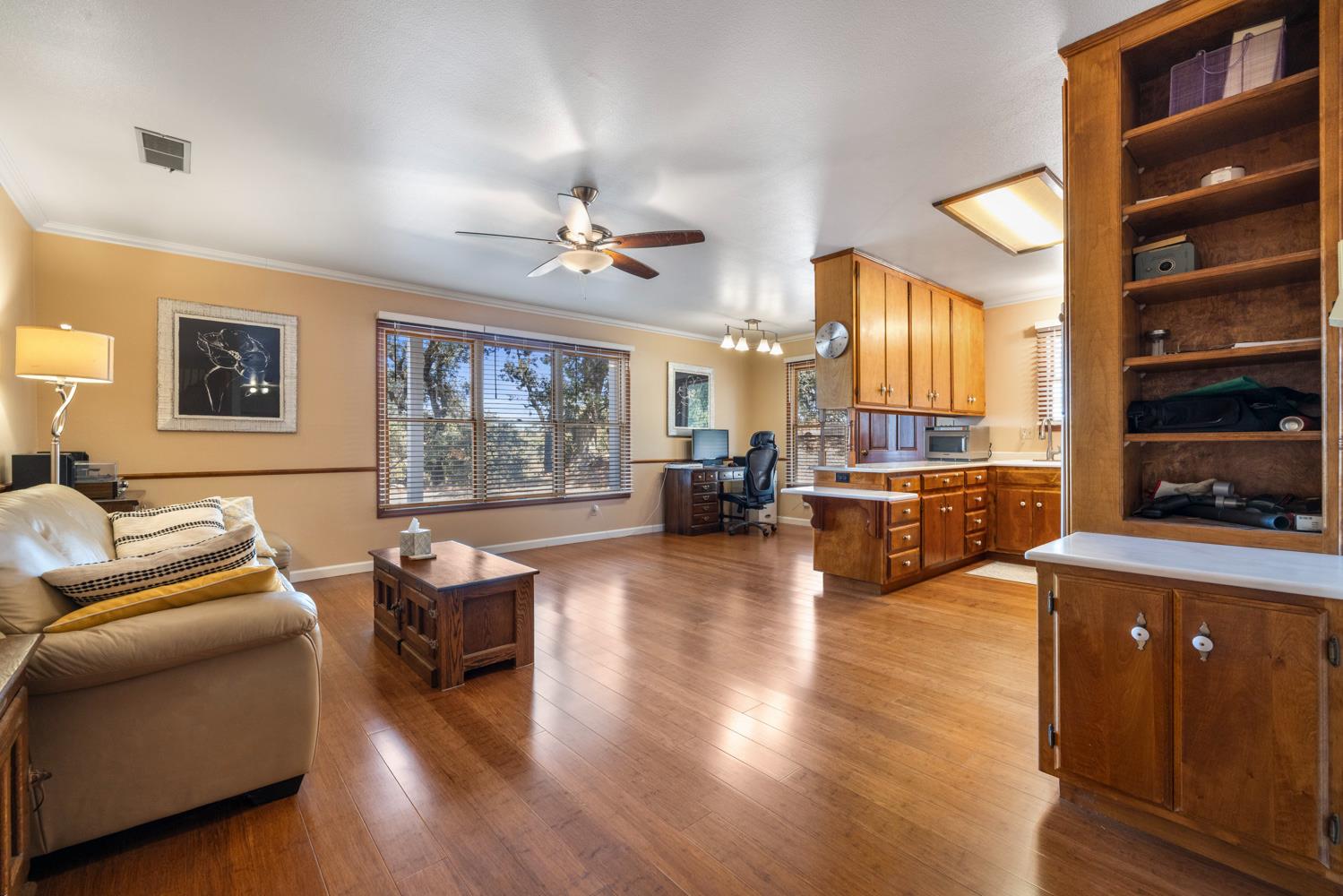1252 Root Rd, Modesto, CA 95357