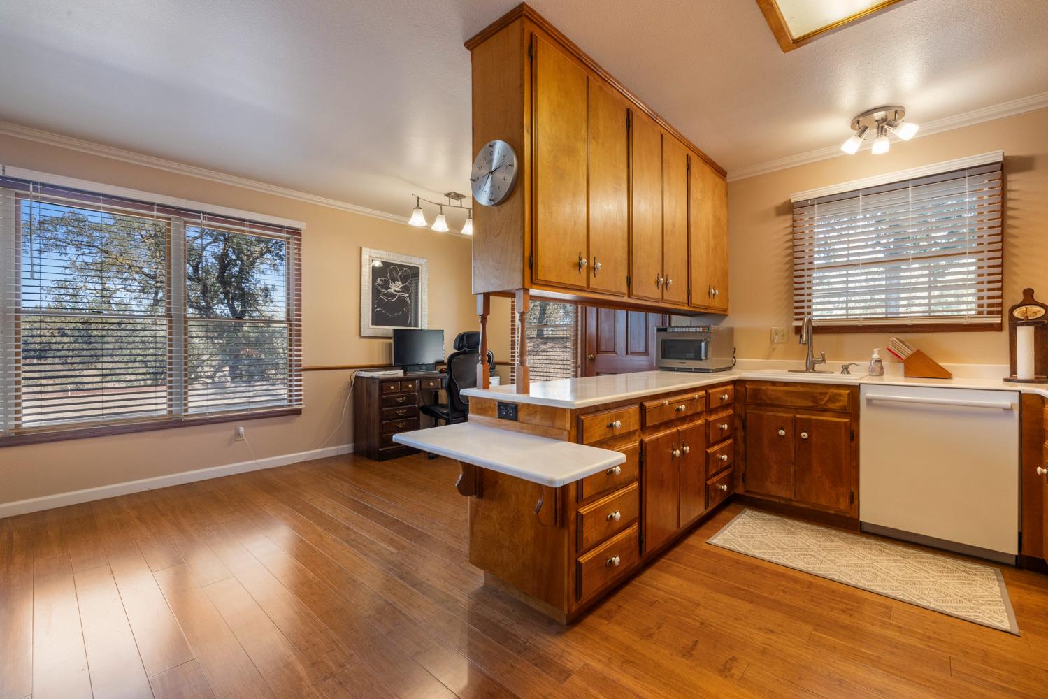 1252 Root Rd, Modesto, CA 95357