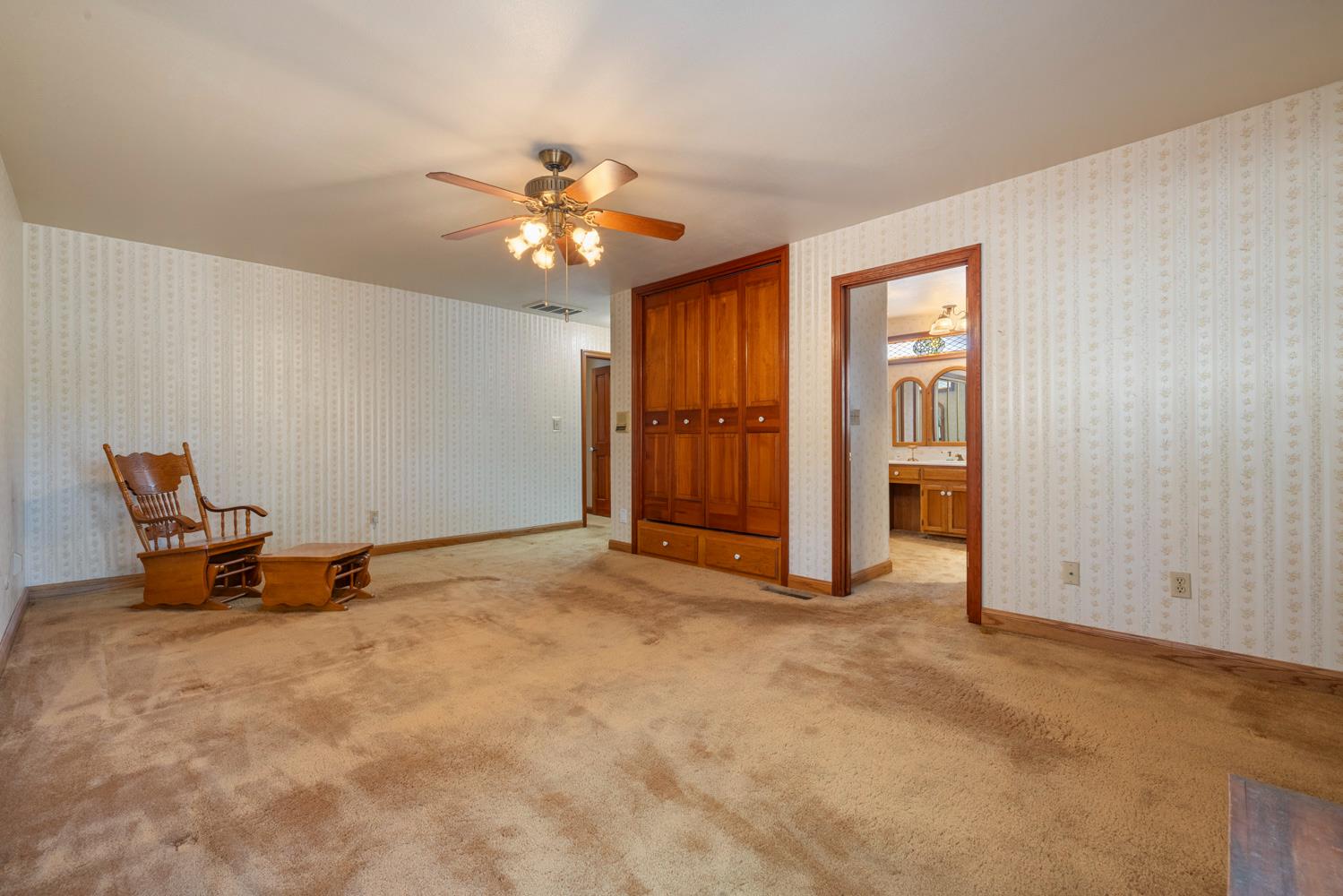 1252 Root Rd, Modesto, CA 95357