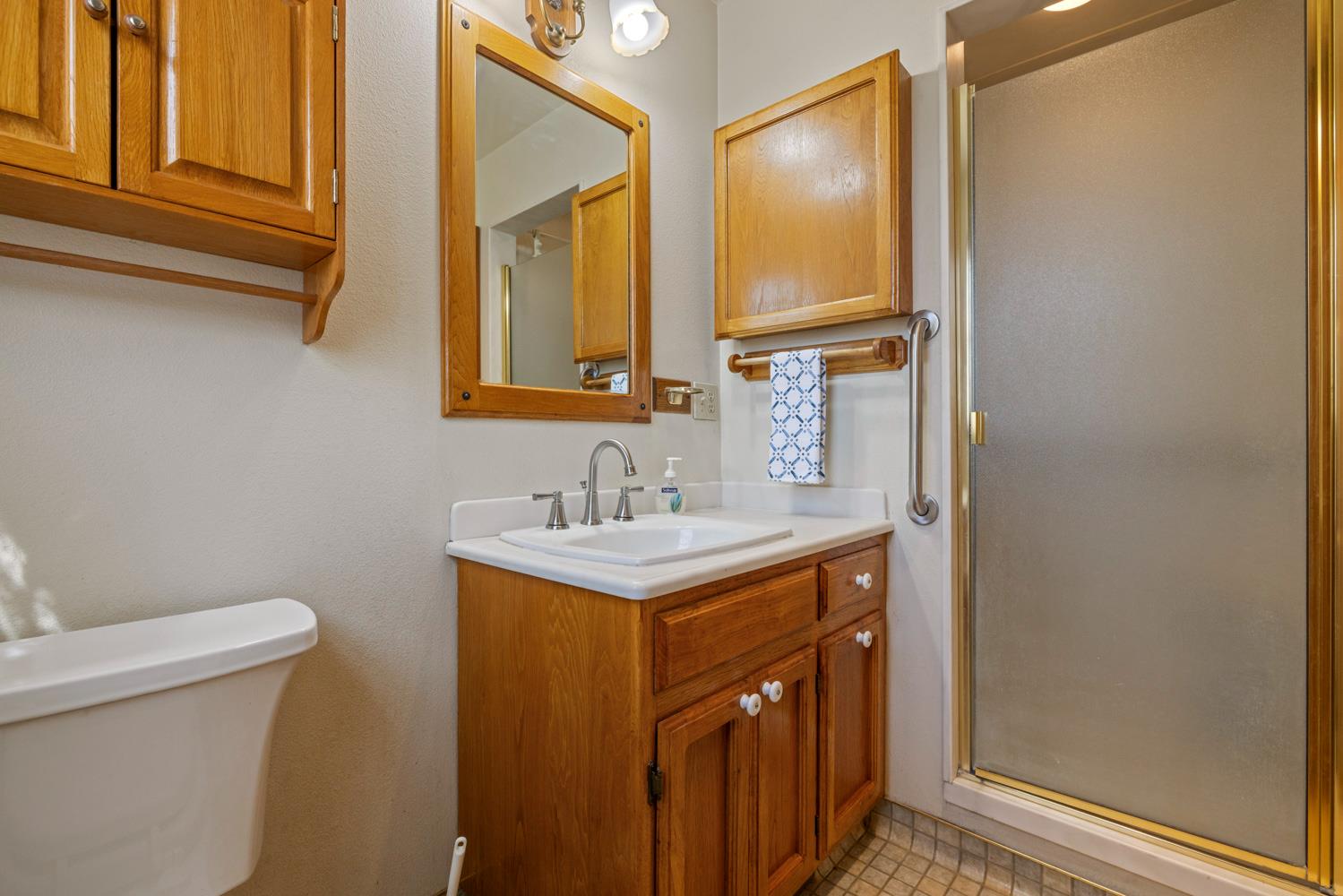 1252 Root Rd, Modesto, CA 95357