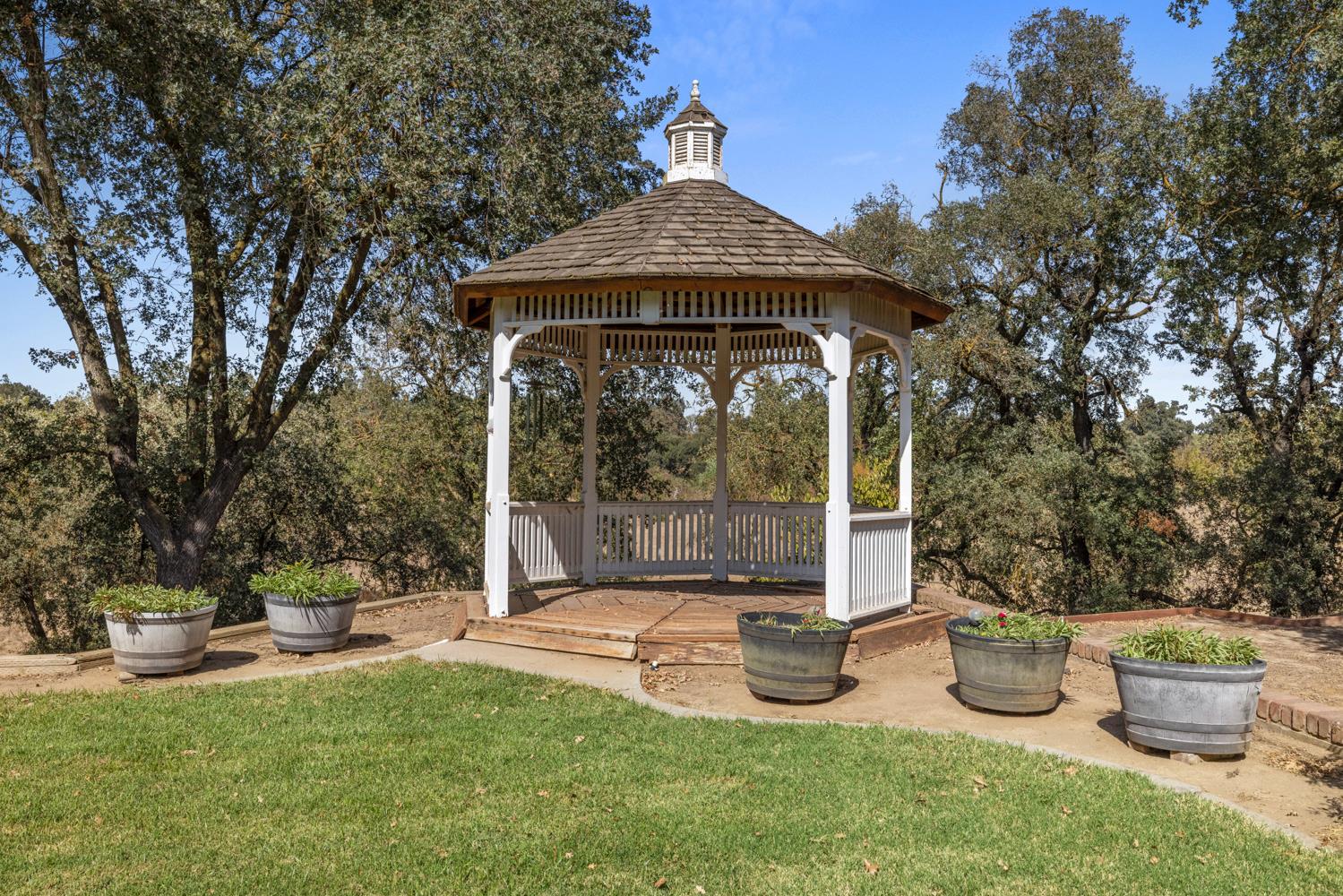 1252 Root Rd, Modesto, CA 95357