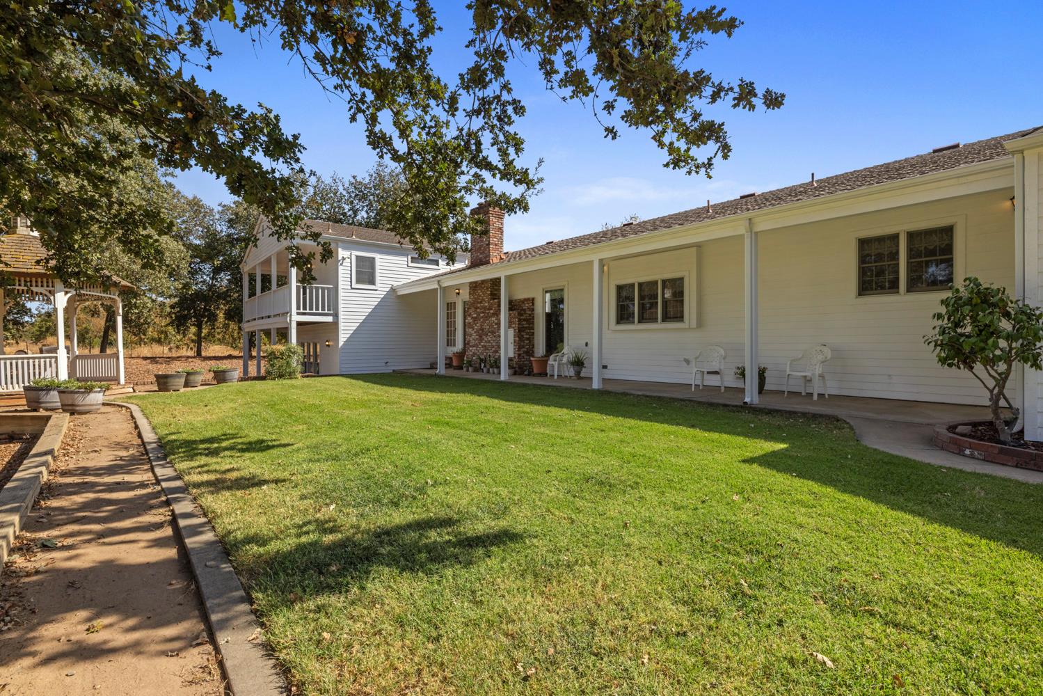 1252 Root Rd, Modesto, CA 95357