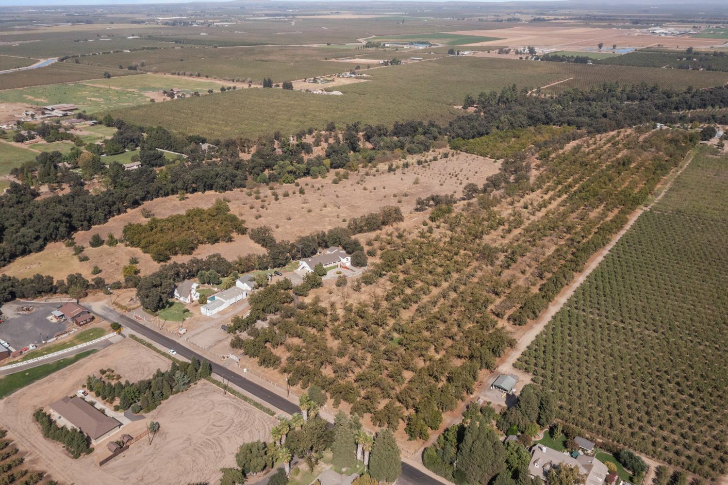 1252 Root Rd, Modesto, CA 95357