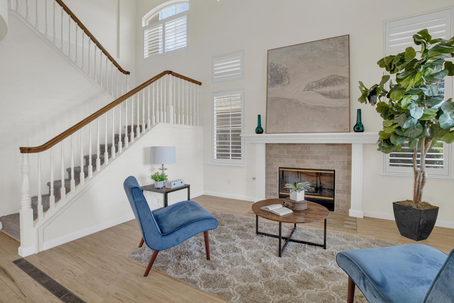 420 Vintage Dr, Turlock, CA 95382