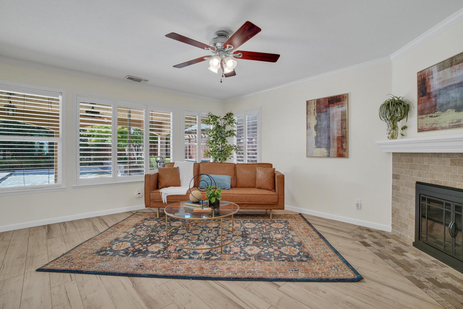420 Vintage Dr, Turlock, CA 95382