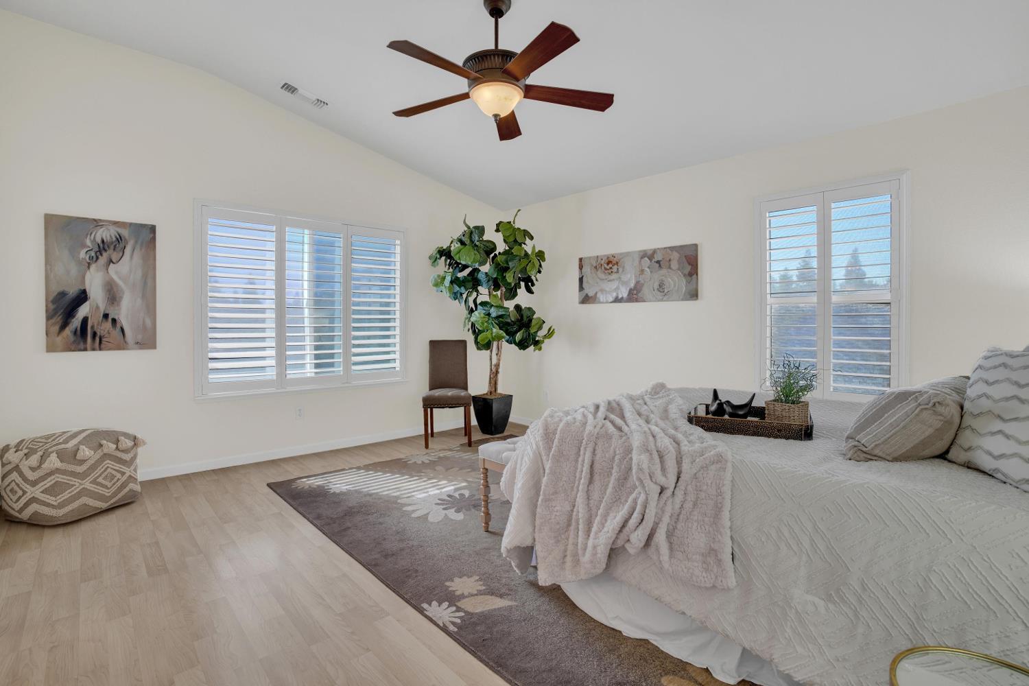 420 Vintage Dr, Turlock, CA 95382