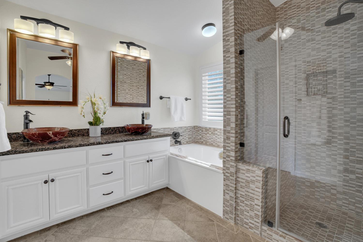 420 Vintage Dr, Turlock, CA 95382