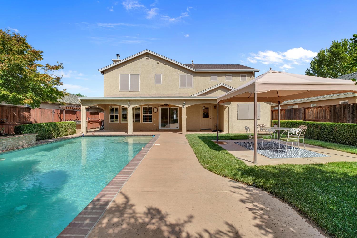 420 Vintage Dr, Turlock, CA 95382
