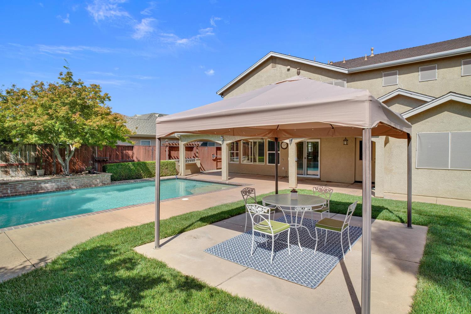 420 Vintage Dr, Turlock, CA 95382