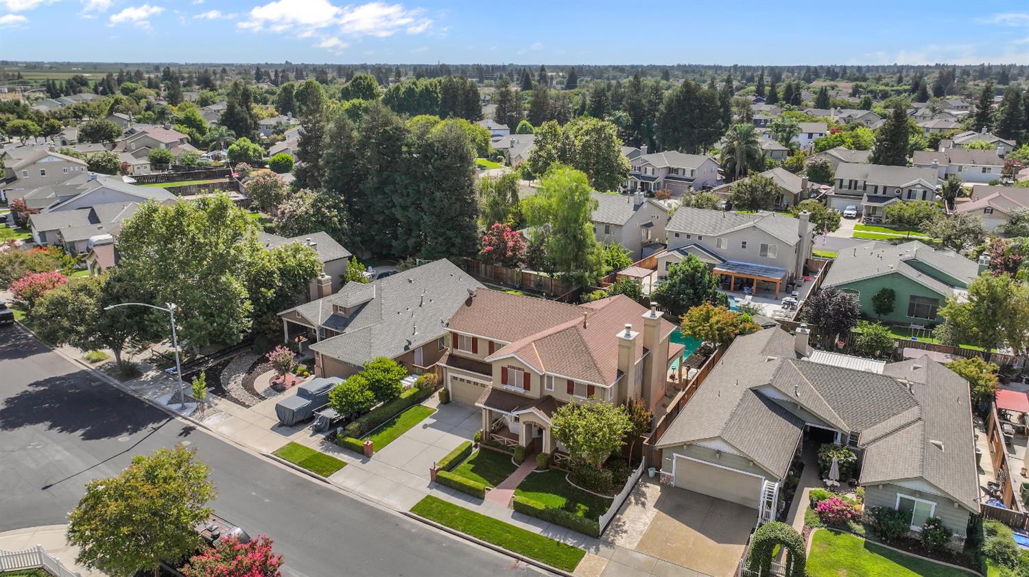 420 Vintage Dr, Turlock, CA 95382