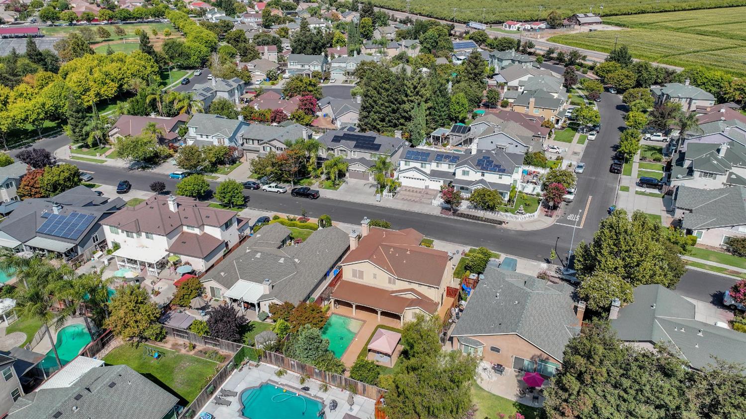 420 Vintage Dr, Turlock, CA 95382