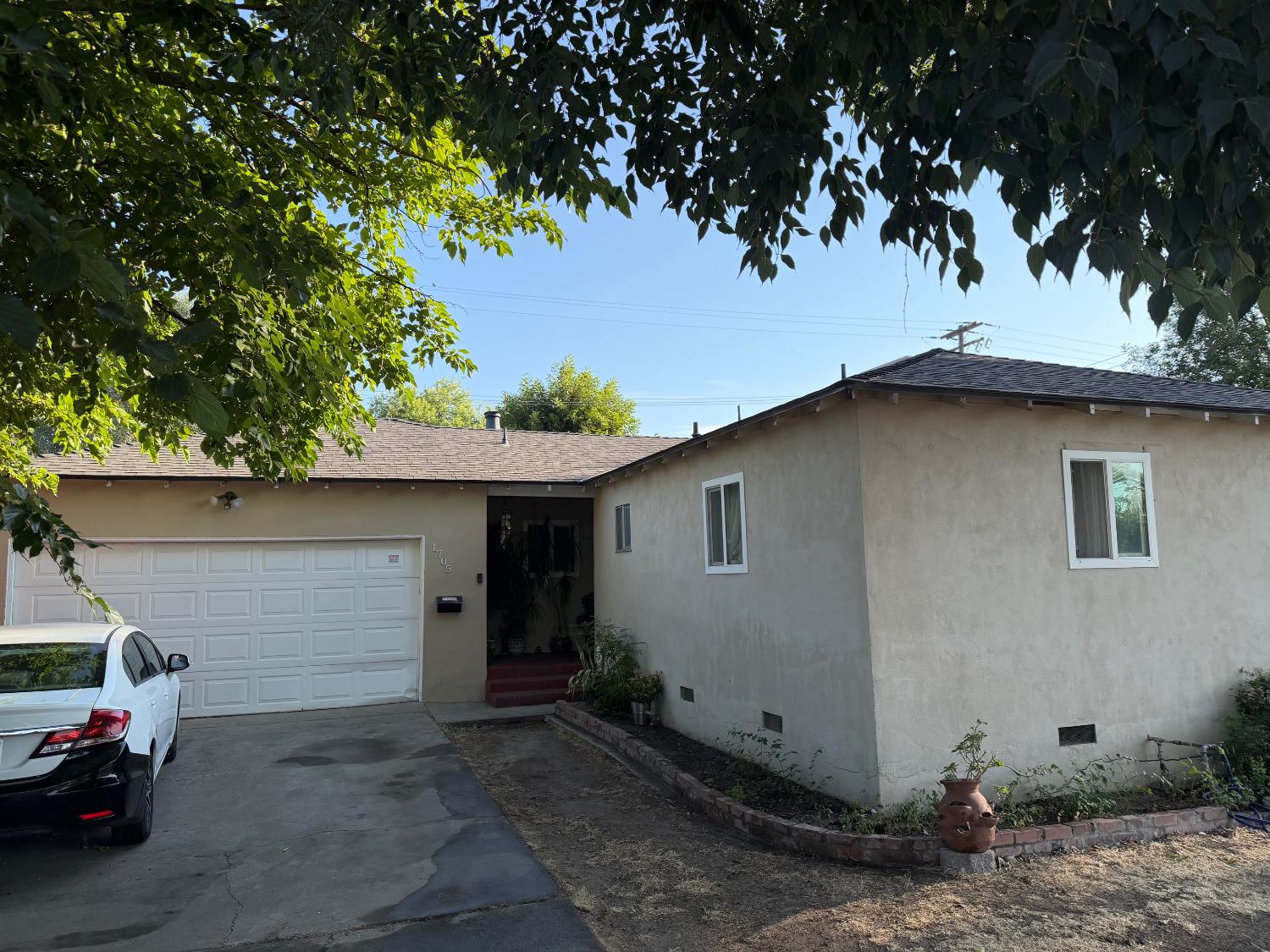 1705 Scott Ave, Modesto, CA 95350